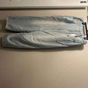 Urban Outfitters Men's Relaxed Light Blue Jeans